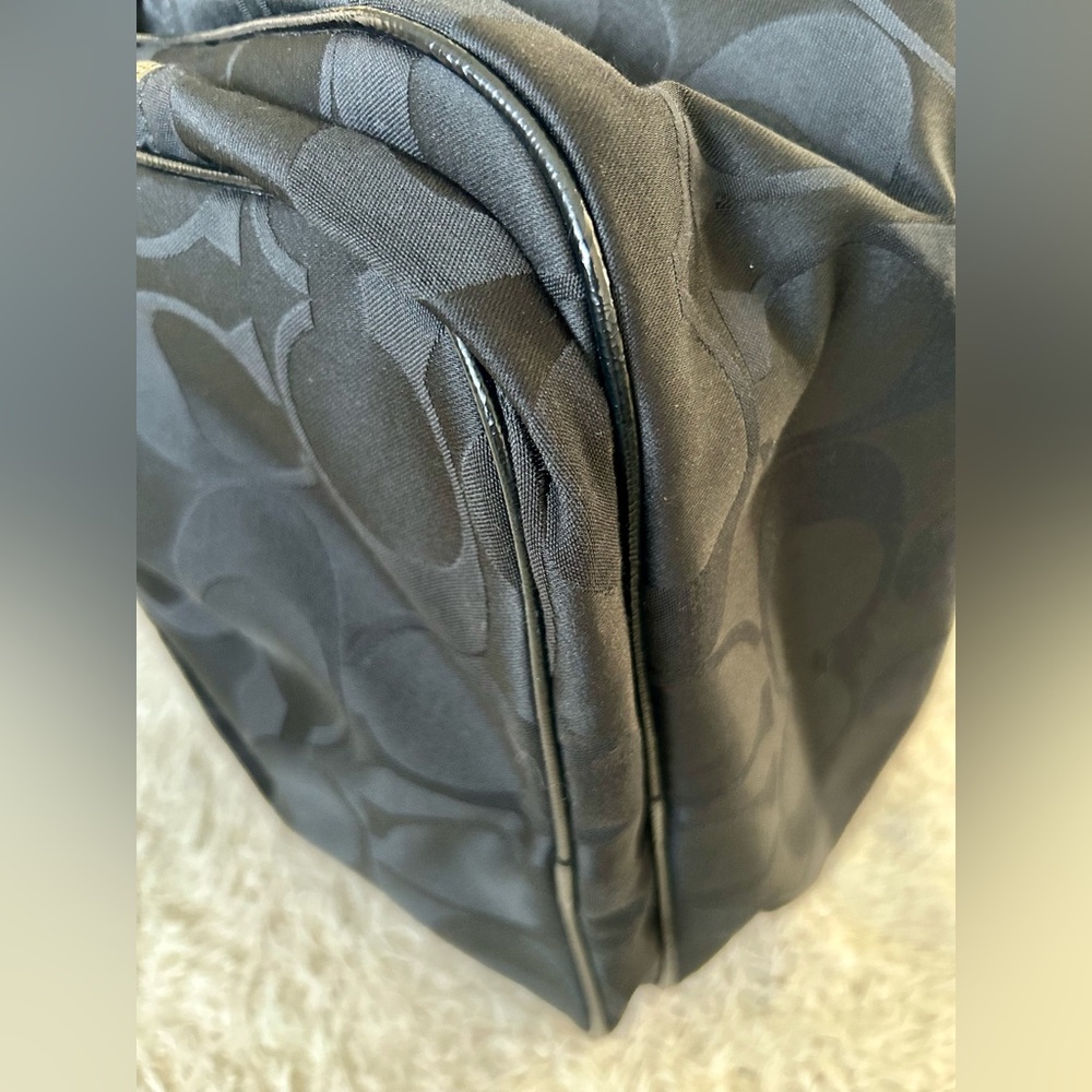 Coach Poppy Daisy Signature Black Backpack - Picture 8 of 9